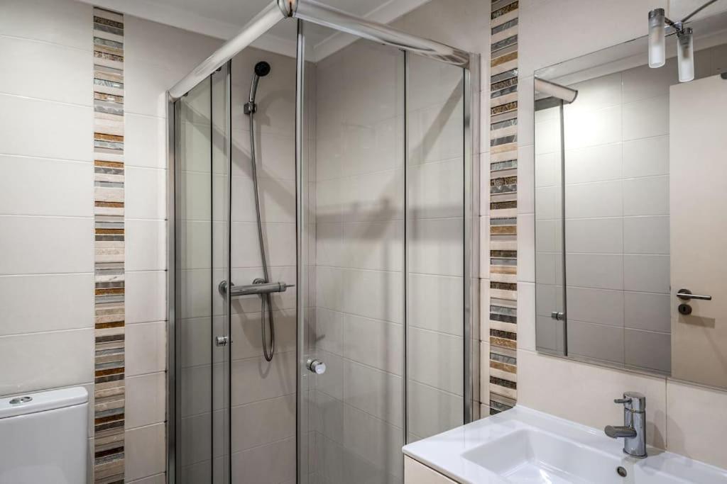 Charming Studio With Ac And Loft On Ground Floor Lisboa Extérieur photo