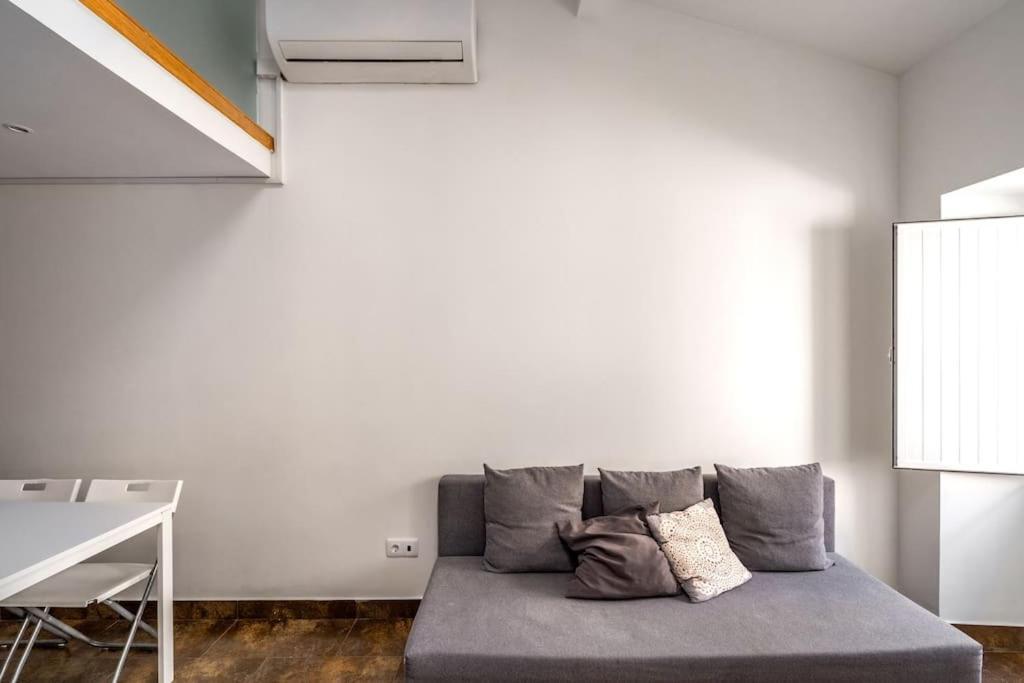 Charming Studio With Ac And Loft On Ground Floor Lisboa Extérieur photo